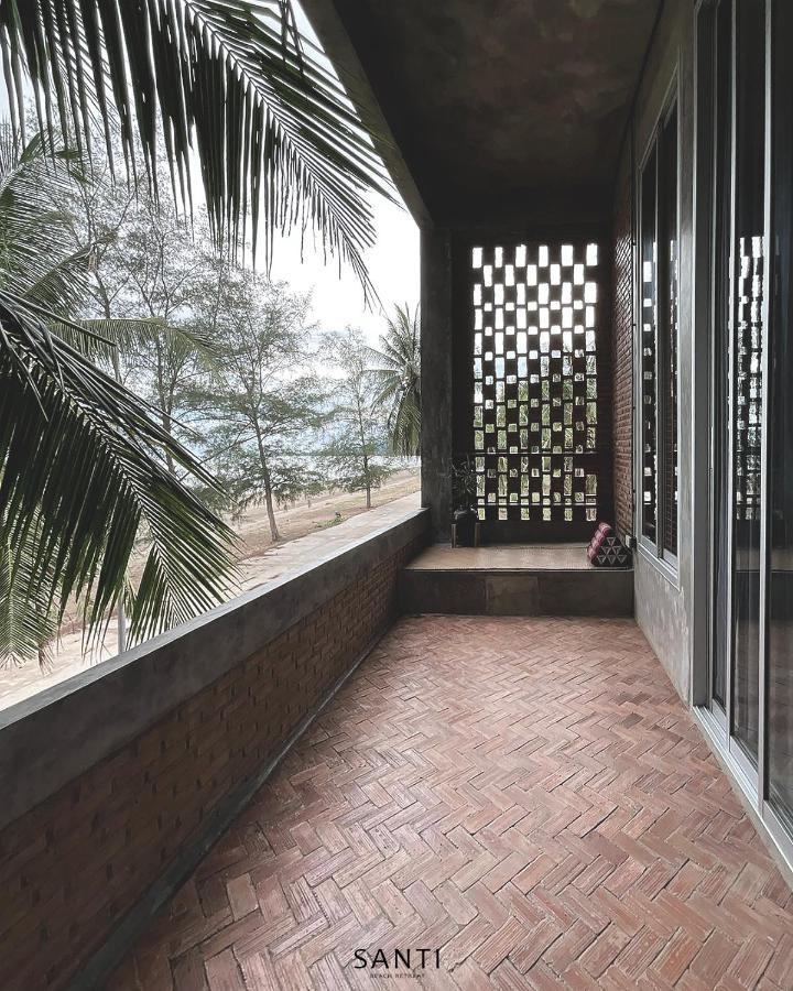 Santi Beach Retreat チュンポーン エクステリア 写真