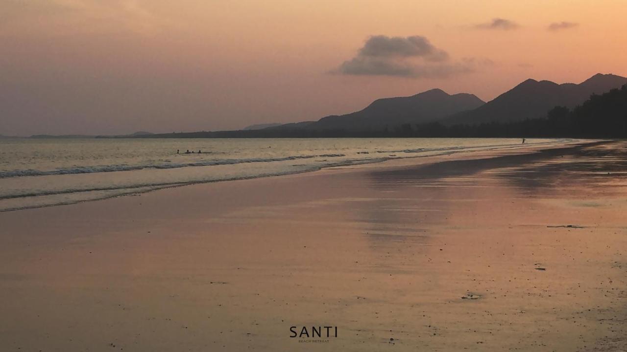 Santi Beach Retreat チュンポーン エクステリア 写真